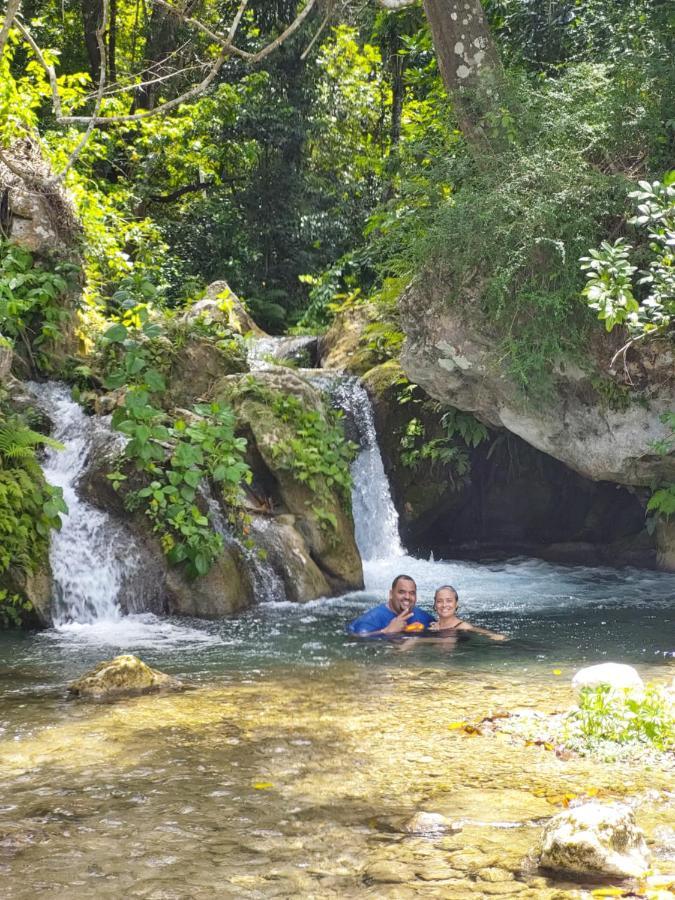 El Aplatanao Hotel Pedernales Eksteriør bilde